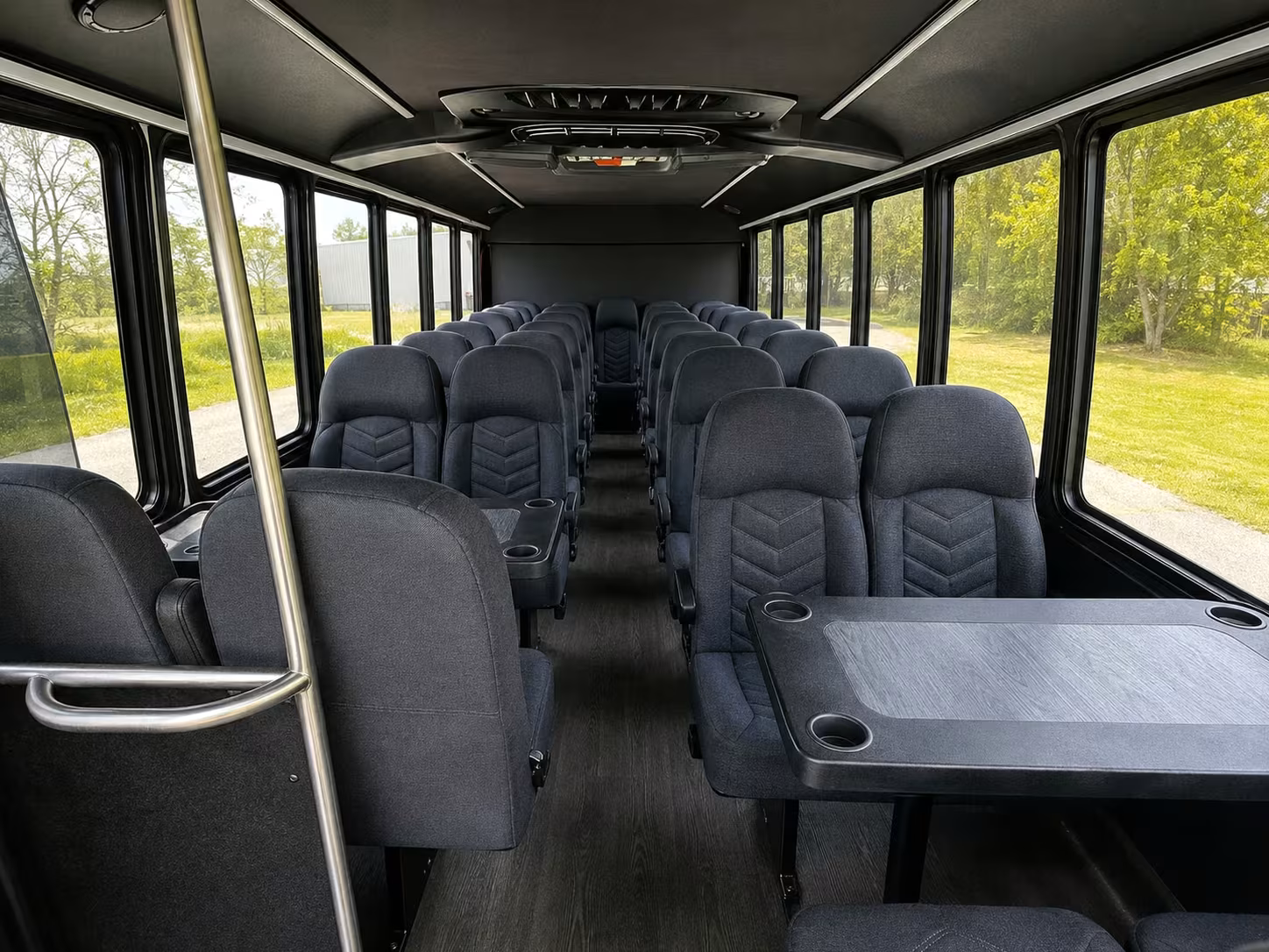 bellevue 15 passenger minibus rental