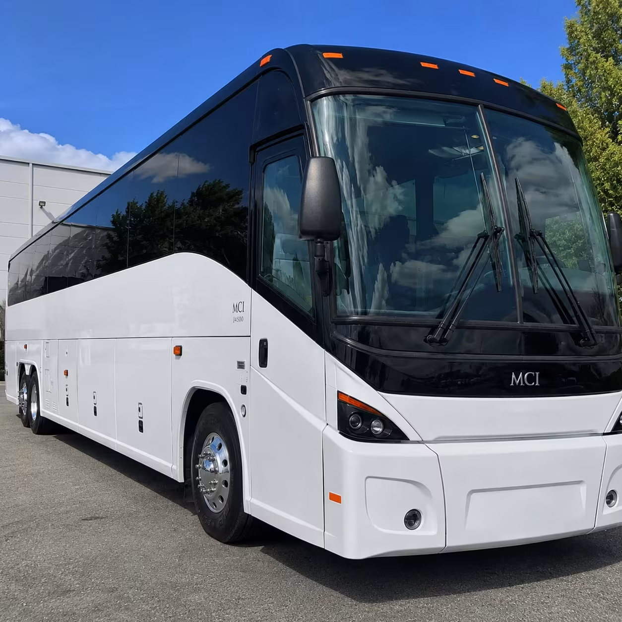 bellevue charter bus rentals for jblm and naval station everett
